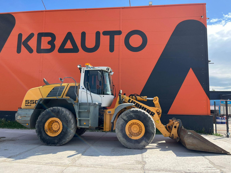 Liebherr L 550 4X4 AC / CENTRL LUBRICATION / SCALES - Utovarivač točkaš: slika 4 Liebherr L 550 4X4 AC / CENTRL LUBRICATION / SCALES - Utovarivač točkaš: slika 4