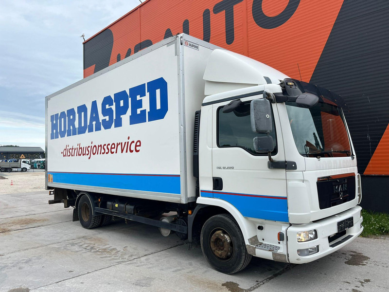 MAN TGL 12.220 4x2 BOX L=5945 mm - Kamion sa zatvorenim sandukom: slika 3 MAN TGL 12.220 4x2 BOX L=5945 mm - Kamion sa zatvorenim sandukom: slika 3