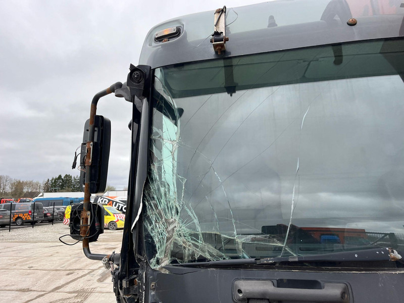 Kamion sa tovarnim sandukom, Kamion sa dizalicom MAN TGL 8.180 4x2 CAB DAMAGE ! / Fassi F28 / PLATFORM L=4366 mm: slika 13