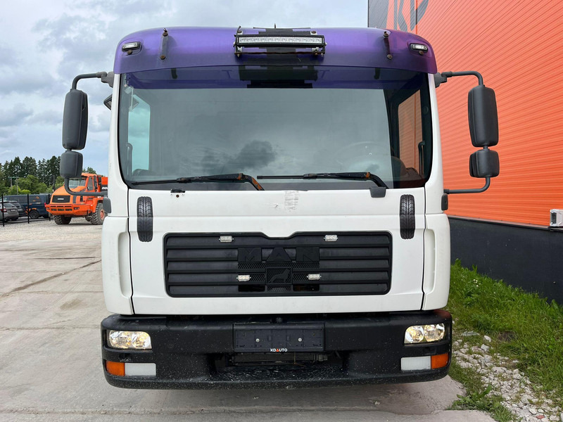 MAN TGL 8.180 4x2 PK4200 YEAR 2013 / PLATFORM L=3710 mm - Kamion sa tovarnim sandukom, Kamion sa dizalicom: slika 3 MAN TGL 8.180 4x2 PK4200 YEAR 2013 / PLATFORM L=3710 mm - Kamion sa tovarnim sandukom, Kamion sa dizalicom: slika 3