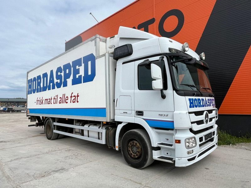 Mercedes-Benz Actros 1832 4x2 SUPRA 850 Mt / BOX L=8226 mm - Hladnjača: slika 4 Mercedes-Benz Actros 1832 4x2 SUPRA 850 Mt / BOX L=8226 mm - Hladnjača: slika 4