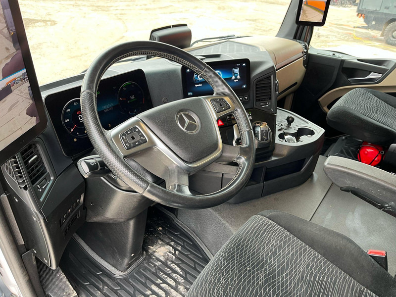 Kamion sa golom šasijom i zatvorenom kabinom Mercedes-Benz Actros 2553 6x2*4 PTO / CHASSIS L=7128 mm: slika 15