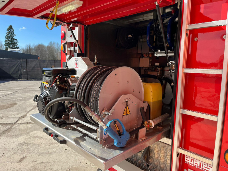 Vatrogasni kamion Mercedes-Benz Atego 1329 4x2: slika 9