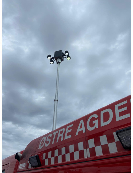 Vatrogasni kamion Mercedes-Benz Atego 1329 4x2: slika 17