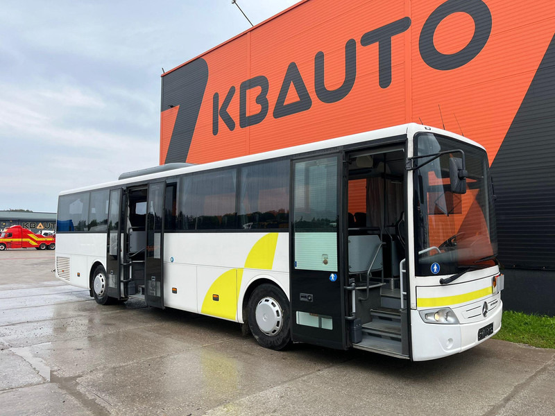 Mercedes-Benz INTOURO 4x2 49 SEATS / AC / AUXILIARY HEATER - Prigradski autobus: slika 1 Mercedes-Benz INTOURO 4x2 49 SEATS / AC / AUXILIARY HEATER - Prigradski autobus: slika 1