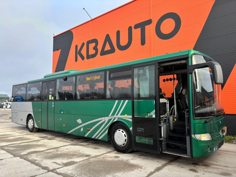 Mercedes-Benz Integro M 4x2 49 SEATS / AC / WC / WHEELCHAIR LIFT - Prigradski autobus: slika 1 Mercedes-Benz Integro M 4x2 49 SEATS / AC / WC / WHEELCHAIR LIFT - Prigradski autobus: slika 1