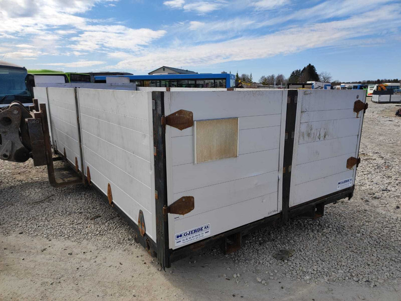 Cargo PLATFORM / PLATVORM 6700MM / FROM VOLVO FM TRUCK - Rezervni deo za Kamion: slika 4 Cargo PLATFORM / PLATVORM 6700MM / FROM VOLVO FM TRUCK - Rezervni deo za Kamion: slika 4