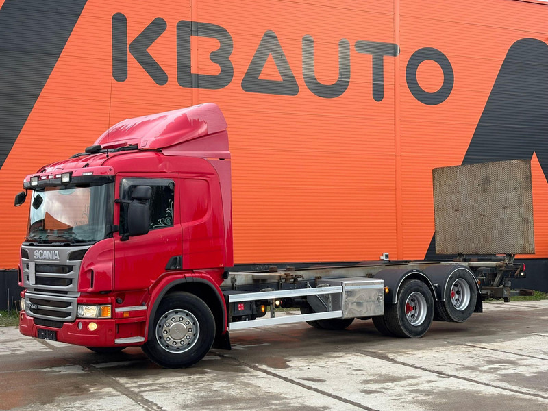 Scania P 440 6x2 RETARDER / CHASSIS L=7741 mm - Kamion za prevoz kontejnera/ Kamion sa promenjivim sandukom: slika 1 Scania P 440 6x2 RETARDER / CHASSIS L=7741 mm - Kamion za prevoz kontejnera/ Kamion sa promenjivim sandukom: slika 1