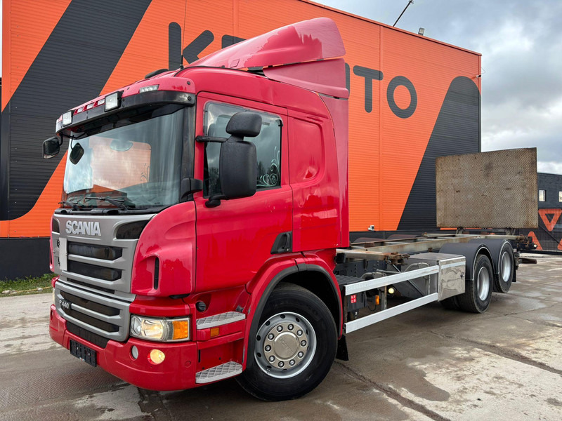 Scania P 440 6x2 RETARDER / CHASSIS L=7741 mm - Kamion za prevoz kontejnera/ Kamion sa promenjivim sandukom: slika 2 Scania P 440 6x2 RETARDER / CHASSIS L=7741 mm - Kamion za prevoz kontejnera/ Kamion sa promenjivim sandukom: slika 2