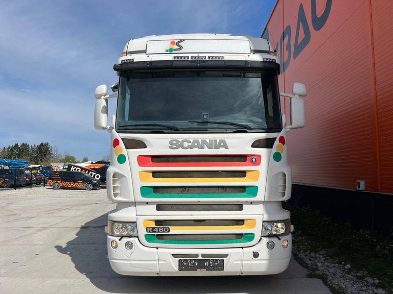 Scania R 480 6x2*4 RETARDER / BOX L=7468 mm - Kamion sa zatvorenim sandukom: slika 1 Scania R 480 6x2*4 RETARDER / BOX L=7468 mm - Kamion sa zatvorenim sandukom: slika 1