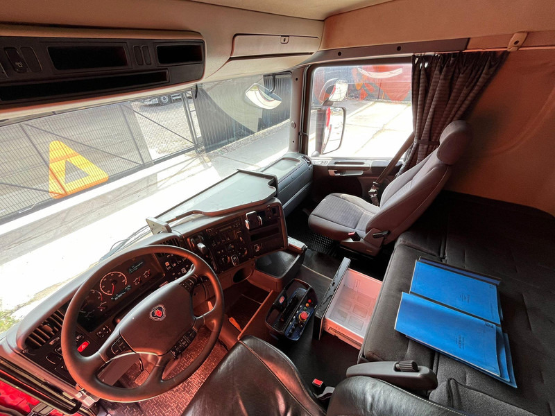 Kamion sa tovarnim sandukom, Kamion sa dizalicom Scania R 560 6x2 HMF2220 K4 / RETARDER: slika 18 Kamion sa tovarnim sandukom, Kamion sa dizalicom Scania R 560 6x2 HMF2220 K4 / RETARDER: slika 18