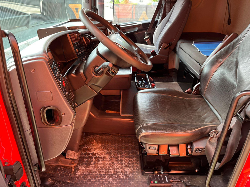 Kamion sa tovarnim sandukom, Kamion sa dizalicom Scania R 560 6x2 HMF2220 K4 / RETARDER: slika 17 Kamion sa tovarnim sandukom, Kamion sa dizalicom Scania R 560 6x2 HMF2220 K4 / RETARDER: slika 17