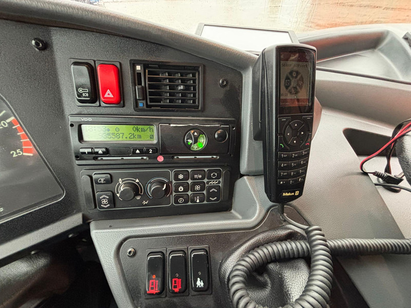 Setra S 417 UL 6x2*4 57 SEATS / AC / AUXILIARY HEATER / WHEELCHAIR LIFT Setra S 417 UL 6x2*4 57 SEATS / AC / AUXILIARY HEATER / WHEELCHAIR LIFT: slika 12