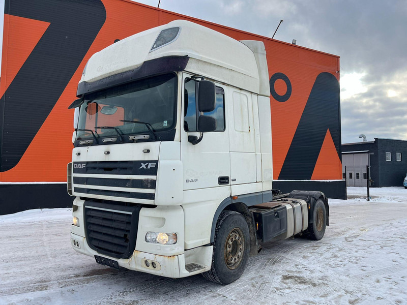 DAF XF 105.410 4x2 NOT ROADWORTHY ! / HYDRAULICS - Tegljač: slika 2 DAF XF 105.410 4x2 NOT ROADWORTHY ! / HYDRAULICS - Tegljač: slika 2