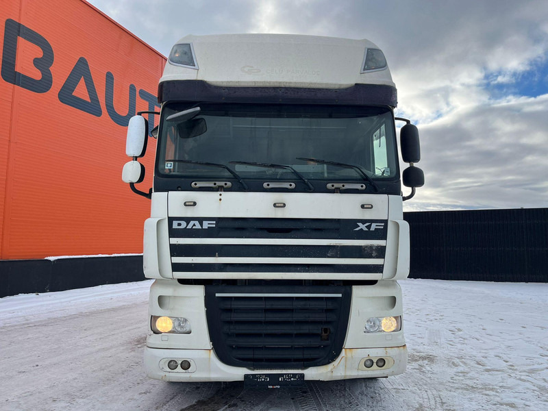 DAF XF 105.410 4x2 NOT ROADWORTHY ! / HYDRAULICS - Tegljač: slika 3 DAF XF 105.410 4x2 NOT ROADWORTHY ! / HYDRAULICS - Tegljač: slika 3