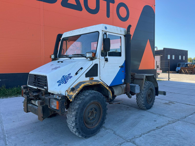 Mercedes-Benz Unimog U130 4x4 - Tegljač: slika 2 Mercedes-Benz Unimog U130 4x4 - Tegljač: slika 2