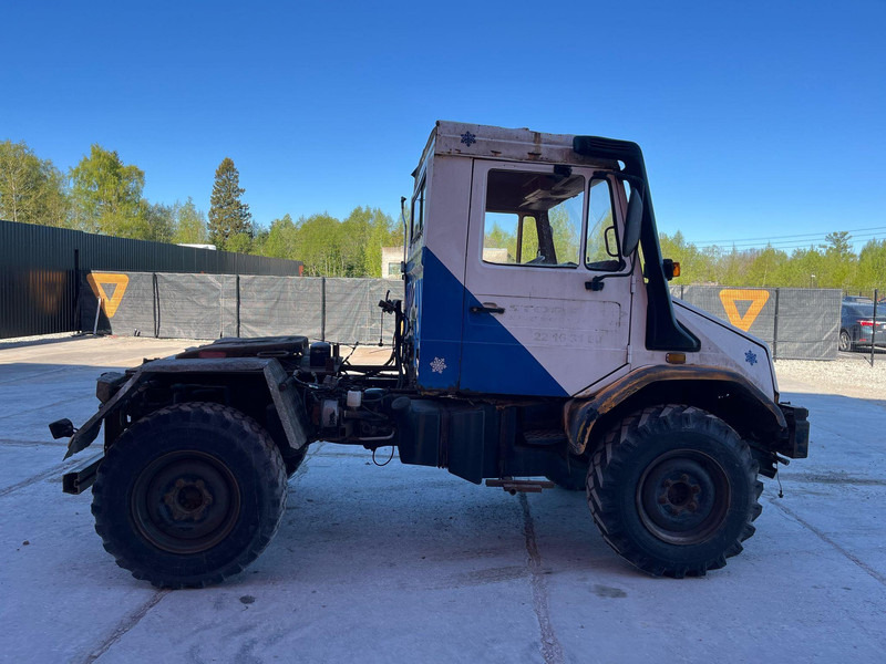 Mercedes-Benz Unimog U130 4x4 - Tegljač: slika 5 Mercedes-Benz Unimog U130 4x4 - Tegljač: slika 5