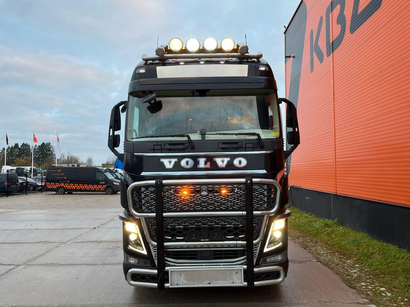 Volvo FH 16 750 6x4 GCW 80 ton / RETARDER / HYDRAULICS / TANDEM AXLE LIFT - Tegljač: slika 3 Volvo FH 16 750 6x4 GCW 80 ton / RETARDER / HYDRAULICS / TANDEM AXLE LIFT - Tegljač: slika 3