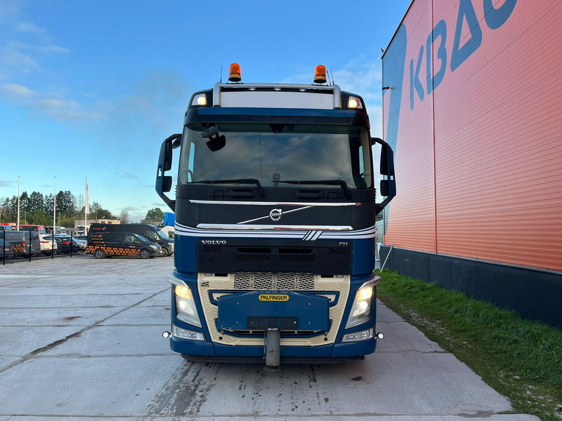 Volvo FH 540 8x4 PK110002 + JIB + WINCH / COMBI / PLATFORM L=3662 mm - Tegljač: slika 3 Volvo FH 540 8x4 PK110002 + JIB + WINCH / COMBI / PLATFORM L=3662 mm - Tegljač: slika 3