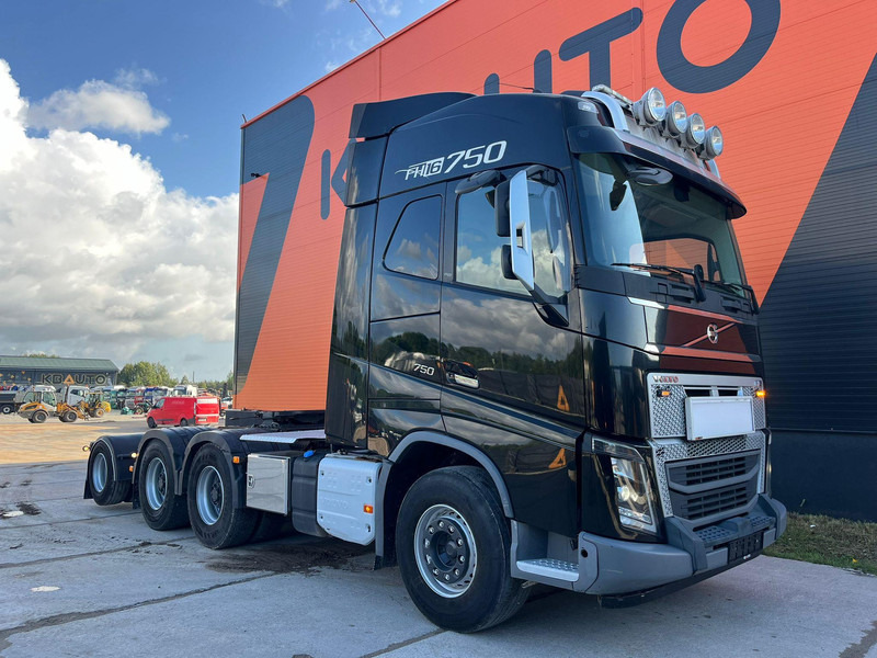 Volvo FH 750 6x4 GCW 90 ton / DOLLY / RETARDER - Tegljač: slika 3 Volvo FH 750 6x4 GCW 90 ton / DOLLY / RETARDER - Tegljač: slika 3