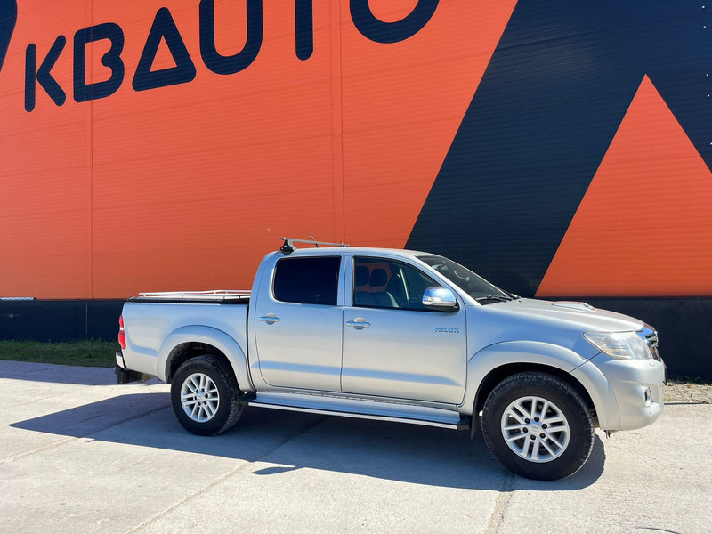 Toyota Hilux 4x4 - Automobil: slika 5 Toyota Hilux 4x4 - Automobil: slika 5