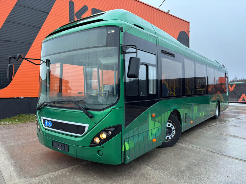 Volvo B5LH 7900 HYBRID 4x2 HYBRID / AC / AUXILIARY HEATING / WHEELCHAIR RAMP - Gradski autobus: slika 3 Volvo B5LH 7900 HYBRID 4x2 HYBRID / AC / AUXILIARY HEATING / WHEELCHAIR RAMP - Gradski autobus: slika 3