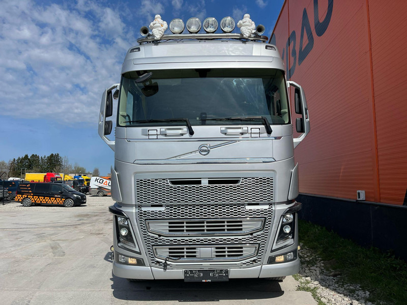 Volvo FH 16 750 6x4 9 TON FRONT AXLE / RETARDER / PTO / CHASSIS L=7856 mm - Kamion sa golom šasijom i zatvorenom kabinom: slika 3 Volvo FH 16 750 6x4 9 TON FRONT AXLE / RETARDER / PTO / CHASSIS L=7856 mm - Kamion sa golom šasijom i zatvorenom kabinom: slika 3