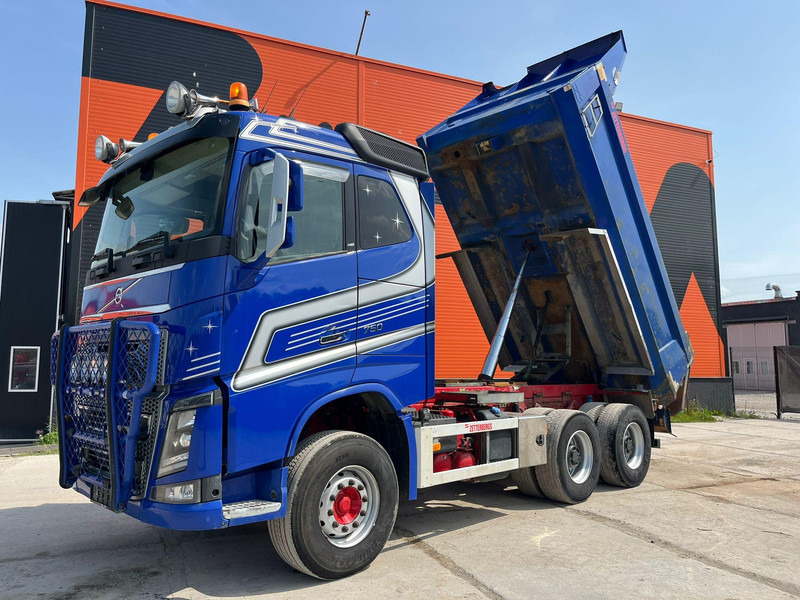 Volvo FH 16 750 6x4 RETARDER / TANDEM AXLE LIFT / BIG AXLES / BOX L=4732 mm - Istovarivač: slika 2 Volvo FH 16 750 6x4 RETARDER / TANDEM AXLE LIFT / BIG AXLES / BOX L=4732 mm - Istovarivač: slika 2