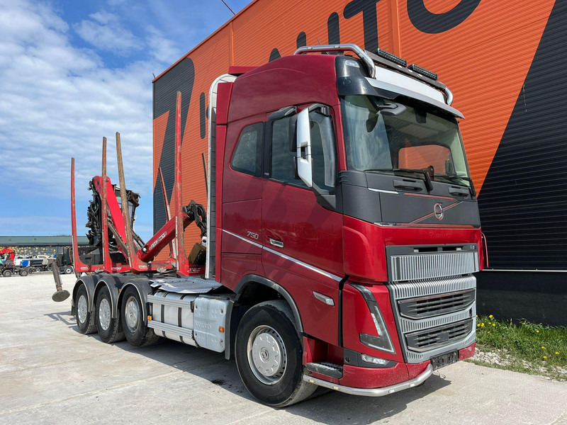 Volvo FH 16 750 8x4/4 DAMAGED ! - Šticar, Kamion sa dizalicom: slika 4 Volvo FH 16 750 8x4/4 DAMAGED ! - Šticar, Kamion sa dizalicom: slika 4