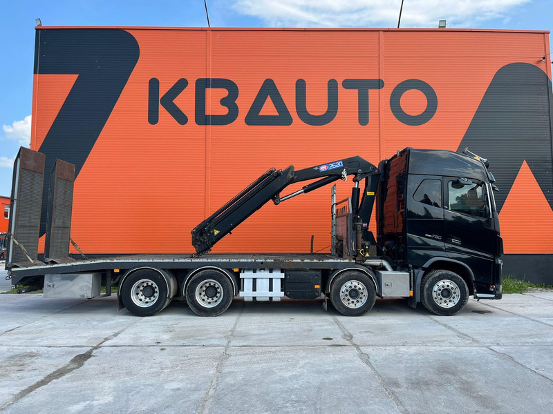 Volvo FH 16 750 8x4 HMF2620K-5 / WINCH / PLATFORM L=7100 mm - Kamion za prevoz automobila: slika 5 Volvo FH 16 750 8x4 HMF2620K-5 / WINCH / PLATFORM L=7100 mm - Kamion za prevoz automobila: slika 5