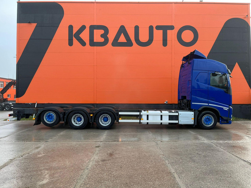 Volvo FH 500 8x4*4 CHASSIS L=9398mm - Kamion sa golom šasijom i zatvorenom kabinom: slika 5 Volvo FH 500 8x4*4 CHASSIS L=9398mm - Kamion sa golom šasijom i zatvorenom kabinom: slika 5