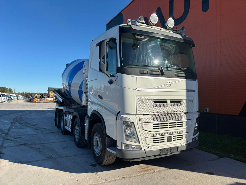 Volvo FH 500 8x4 INTERMIX 10 m3 + CHUTE / TANDEM AXLE LIFT - Mikser za beton: slika 3 Volvo FH 500 8x4 INTERMIX 10 m3 + CHUTE / TANDEM AXLE LIFT - Mikser za beton: slika 3