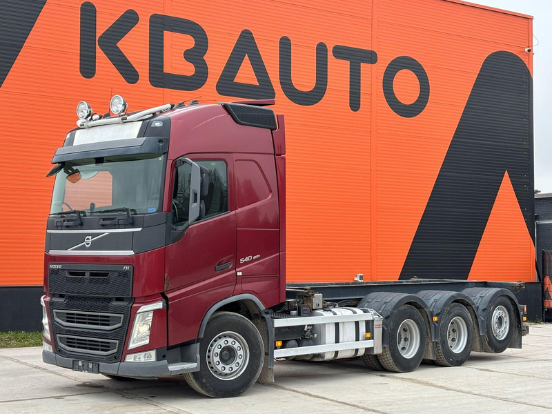 Volvo FH 540 8x4*4 CHASSIS L=6124 mm - Kamion sa golom šasijom i zatvorenom kabinom: slika 1 Volvo FH 540 8x4*4 CHASSIS L=6124 mm - Kamion sa golom šasijom i zatvorenom kabinom: slika 1