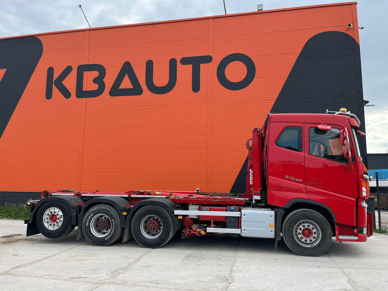 Volvo FH 540 8x4*4 JOAB L24 ton / L=5950 mm / UNDERBODY SCRAPER / RETARDER - Kamion sa hidrauličnom kukom: slika 5 Volvo FH 540 8x4*4 JOAB L24 ton / L=5950 mm / UNDERBODY SCRAPER / RETARDER - Kamion sa hidrauličnom kukom: slika 5