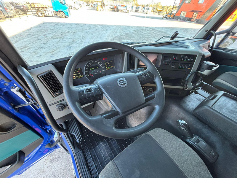 Kamion sa zatvorenim sandukom Volvo FM 330 4x2 BOX L=7608 mm: slika 15