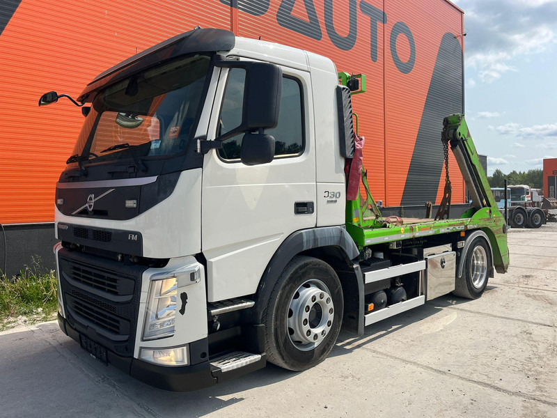 Volvo FM 330 4x2 JOAB TL 8 AO C - Kamion za utovaranje kontejnera: slika 2 Volvo FM 330 4x2 JOAB TL 8 AO C - Kamion za utovaranje kontejnera: slika 2