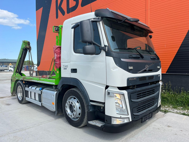 Volvo FM 330 4x2 JOAB TL 8 AO C - Kamion za utovaranje kontejnera: slika 4 Volvo FM 330 4x2 JOAB TL 8 AO C - Kamion za utovaranje kontejnera: slika 4