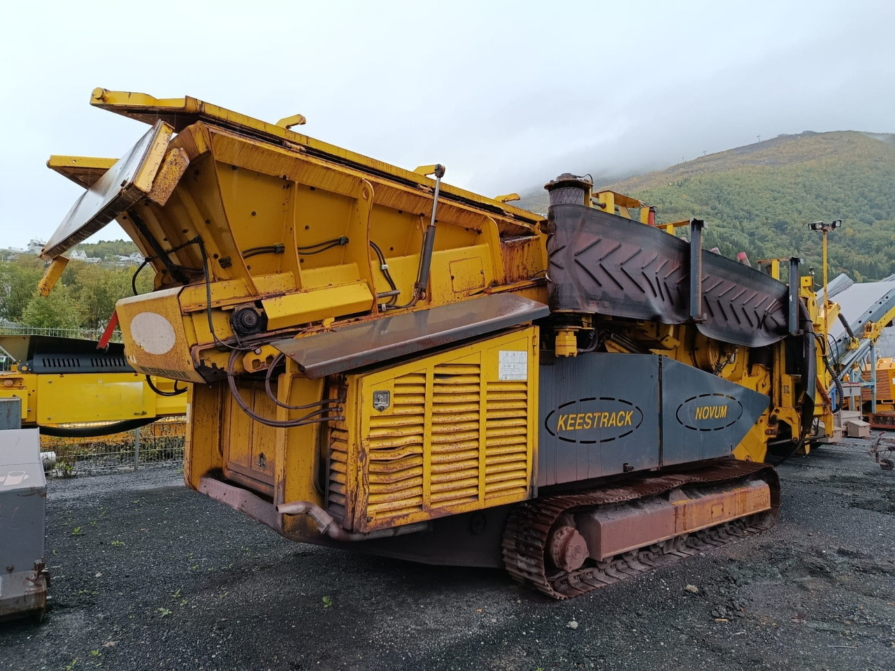 KEESTRACK Novum 4215 - Sito: slika 3 KEESTRACK Novum 4215 - Sito: slika 3