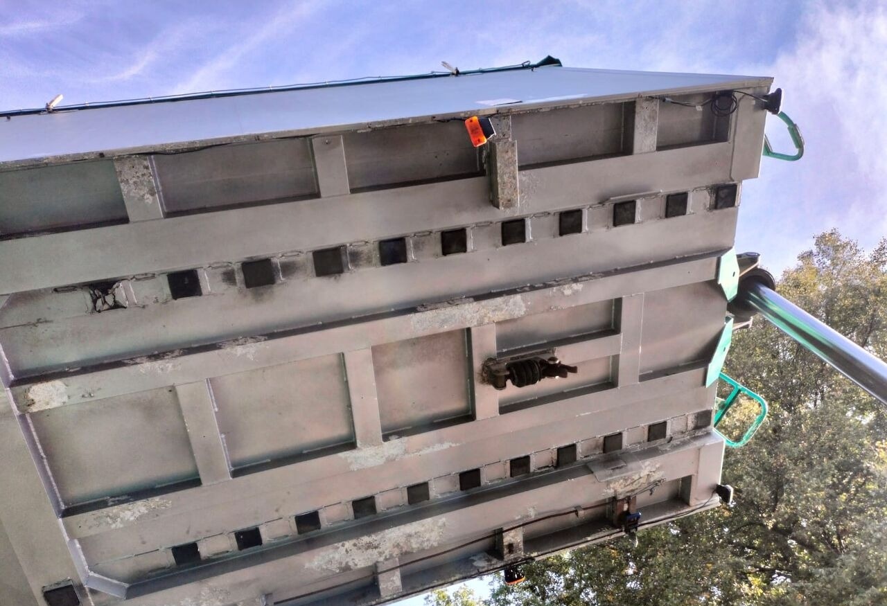 Poluprikolica istovarivača Benalu C 34: slika 11 Poluprikolica istovarivača Benalu C 34: slika 11