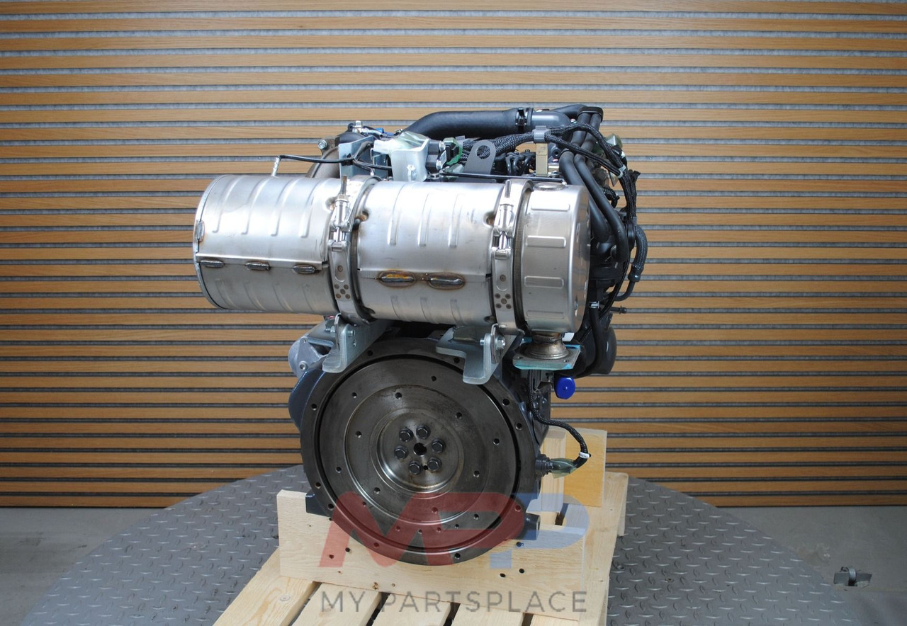 Kubota Kubota V2403-CR-T nieuw - Motor: slika 2 Kubota Kubota V2403-CR-T nieuw - Motor: slika 2