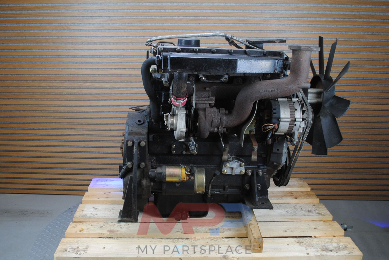 Perkins Perkins 1004 turbo AA-AB 1004.4 - Motor: slika 4 Perkins Perkins 1004 turbo AA-AB 1004.4 - Motor: slika 4