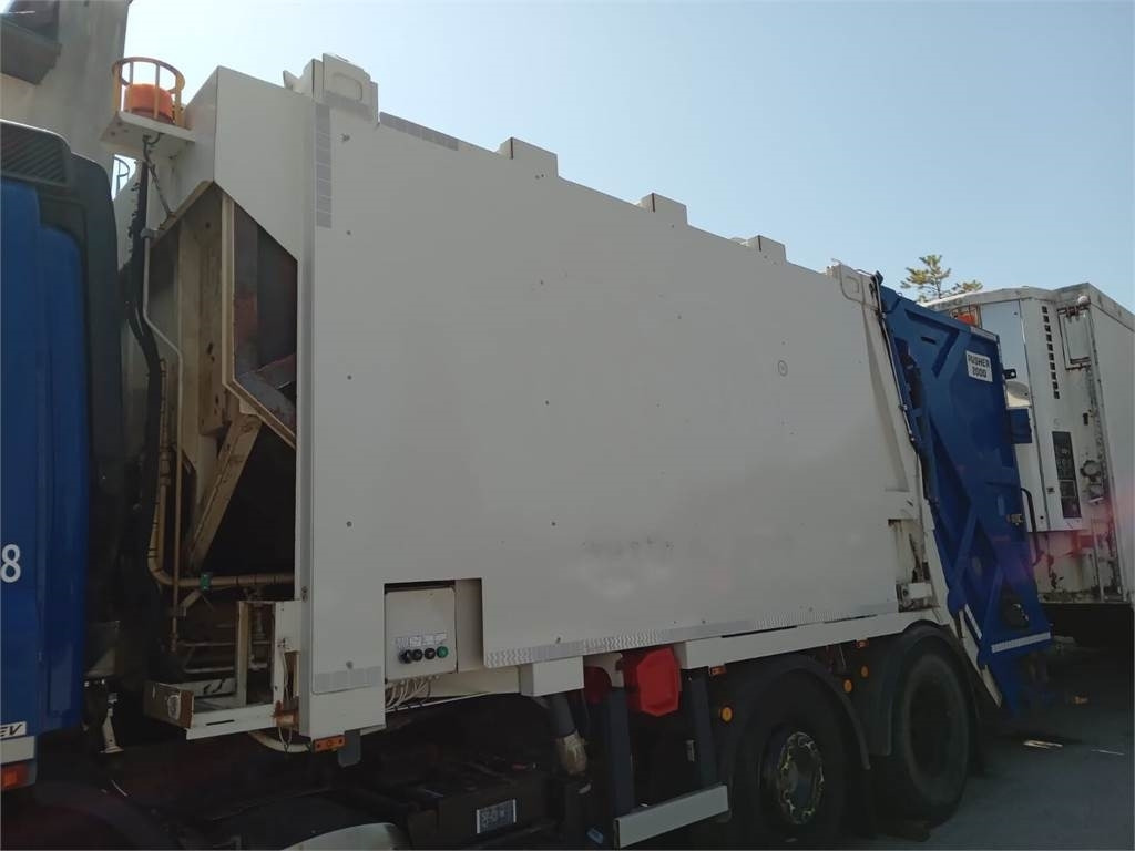 DAF Superstructure garbage truck MOL VDK PUSHER 20m3 - Kamion za smeće: slika 5 DAF Superstructure garbage truck MOL VDK PUSHER 20m3 - Kamion za smeće: slika 5