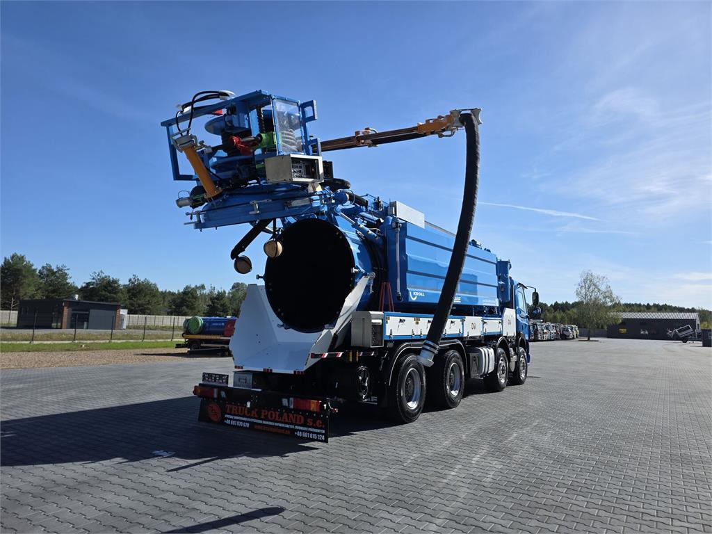 DAF WUKO KROLL 2 x URACA KOMBI FOR SEWER CLEANING - Vakuumska cisterna: slika 1 DAF WUKO KROLL 2 x URACA KOMBI FOR SEWER CLEANING - Vakuumska cisterna: slika 1