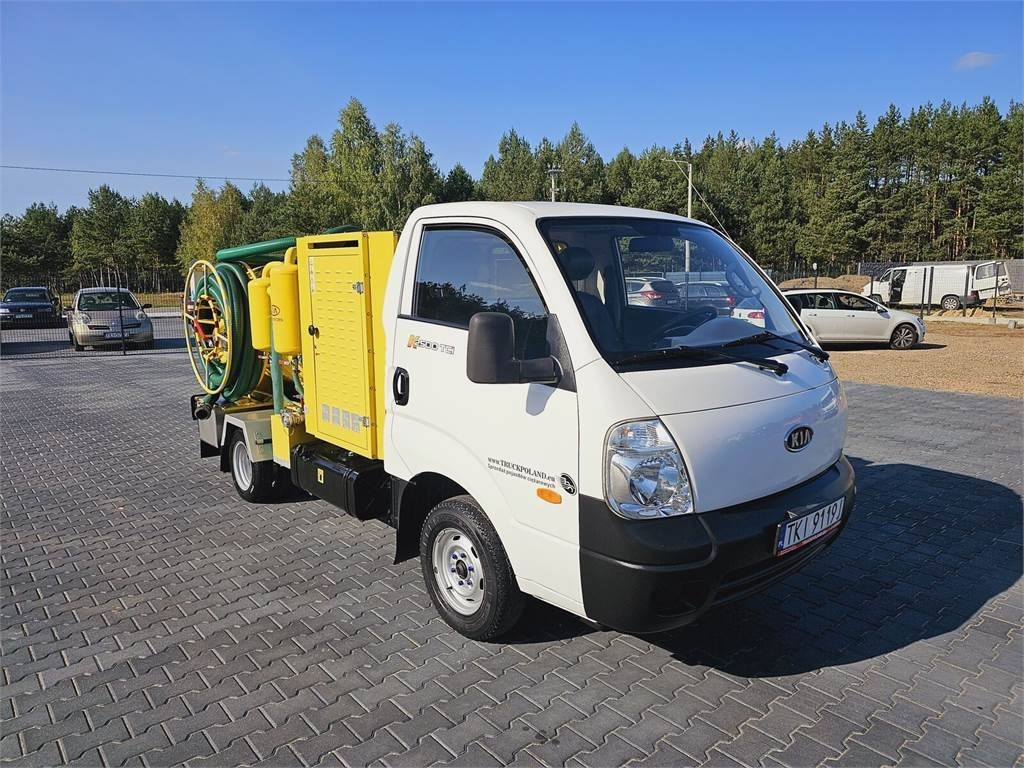 Isuzu Kia on categories B COMBI WUKO FOR DUCT CLEANING 2 - Vakuumska cisterna: slika 2 Isuzu Kia on categories B COMBI WUKO FOR DUCT CLEANING 2 - Vakuumska cisterna: slika 2