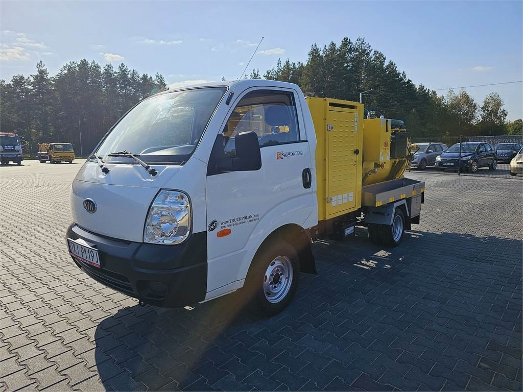 Isuzu Kia on categories B COMBI WUKO FOR DUCT CLEANING 2 - Vakuumska cisterna: slika 3 Isuzu Kia on categories B COMBI WUKO FOR DUCT CLEANING 2 - Vakuumska cisterna: slika 3