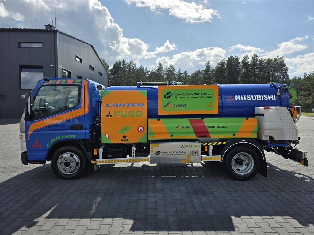 Mitsubishi ROM KOKS SMART COMBI WUKO HOT WATER FOR CLEANING S - Korisno/ Posebno vozilo: slika 4 Mitsubishi ROM KOKS SMART COMBI WUKO HOT WATER FOR CLEANING S - Korisno/ Posebno vozilo: slika 4