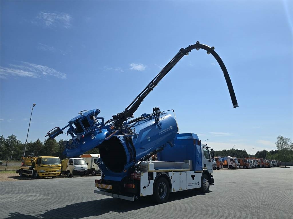 Renault 4x2 WUKO RIVARD for collecting liquid waste - Korisno/ Posebno vozilo: slika 1 Renault 4x2 WUKO RIVARD for collecting liquid waste - Korisno/ Posebno vozilo: slika 1