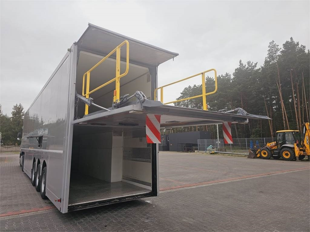 Langendorf DOUBLE LOADING FOR MOTOR COSMETICS Flexliner Inloa - Poluprikolica hladnjače: slika 1 Langendorf DOUBLE LOADING FOR MOTOR COSMETICS Flexliner Inloa - Poluprikolica hladnjače: slika 1