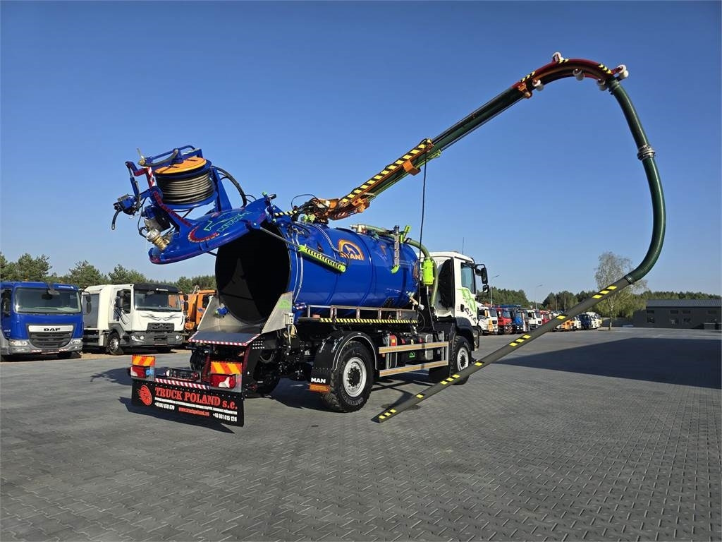 MAN TGM 4x4 GAMON PW8 for collecting liquid waste sepa - Vakuumska cisterna: slika 1 MAN TGM 4x4 GAMON PW8 for collecting liquid waste sepa - Vakuumska cisterna: slika 1