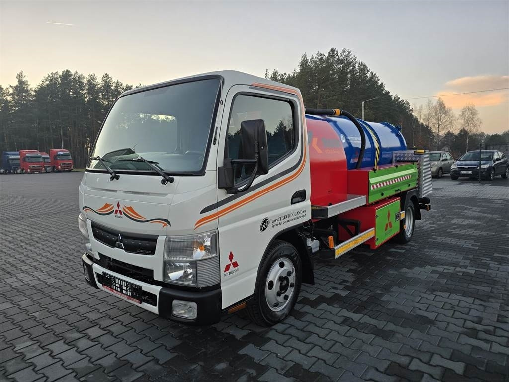 Mitsubishi ROM SMART COMBI WUKO HOT WATER FOR CLEANING SEWAGE - Vakuumska cisterna: slika 3 Mitsubishi ROM SMART COMBI WUKO HOT WATER FOR CLEANING SEWAGE - Vakuumska cisterna: slika 3